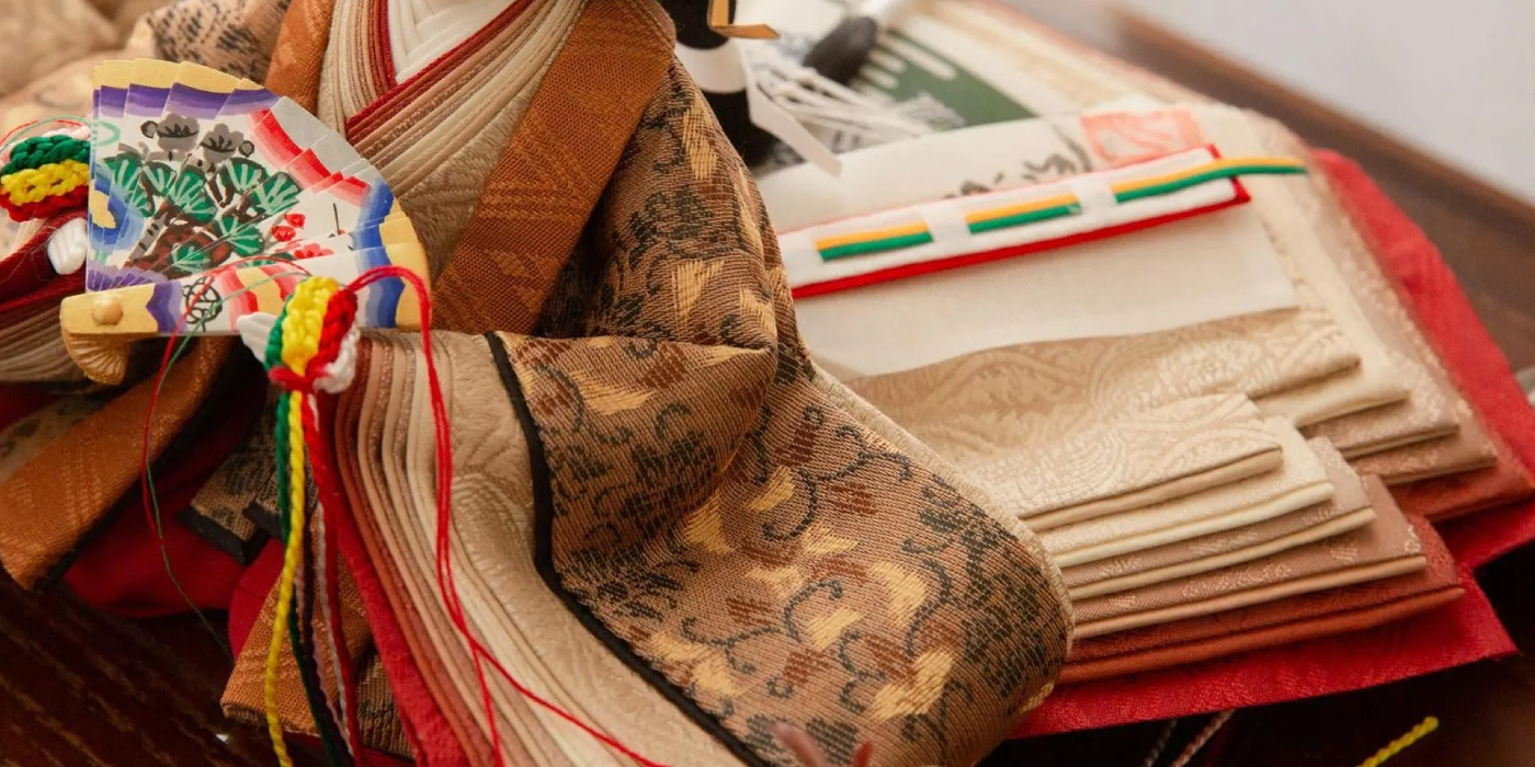 ��ɩ������